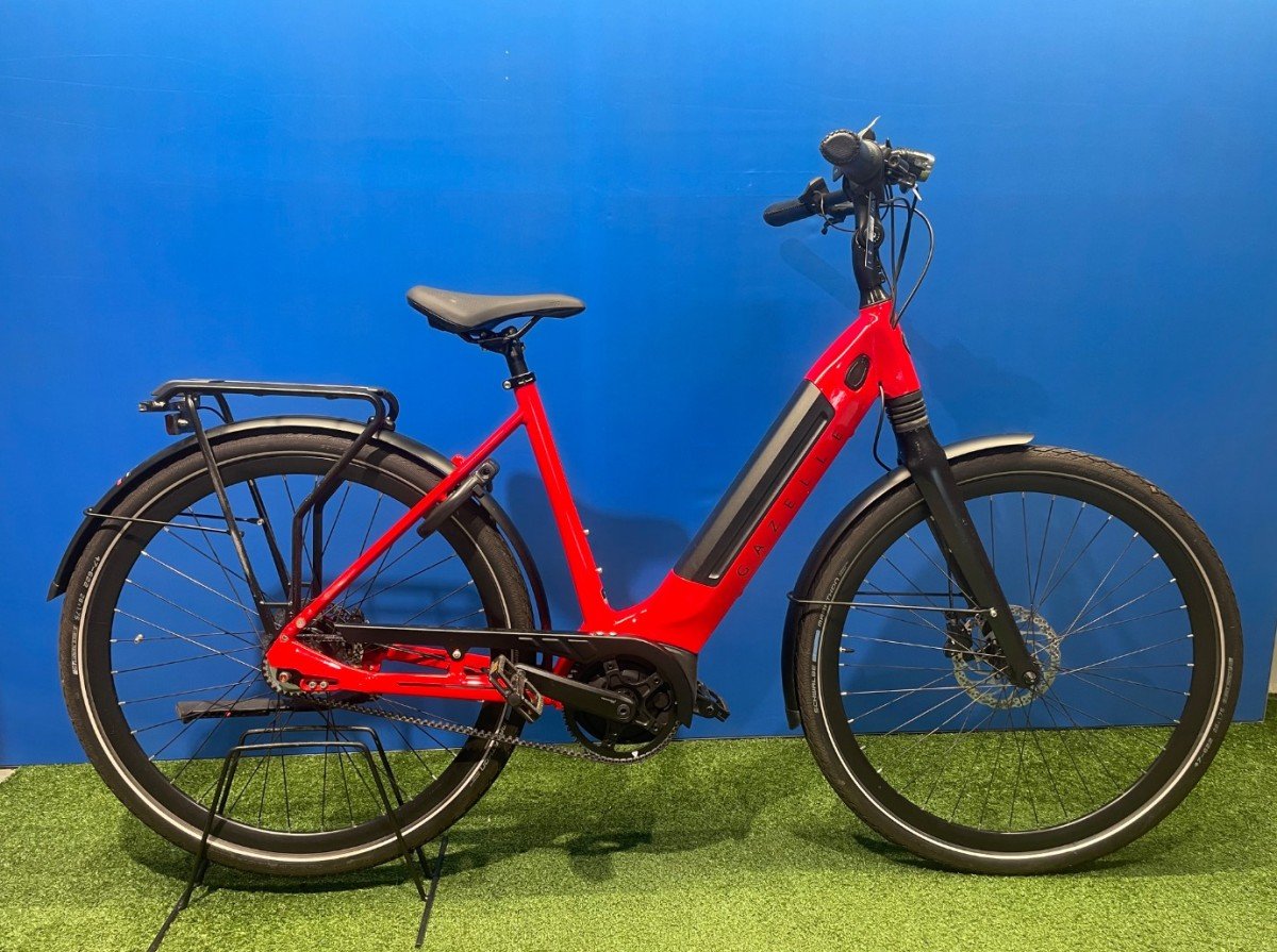 Gazelle Ultimate C8+ HMB Champion Red Dames 2022