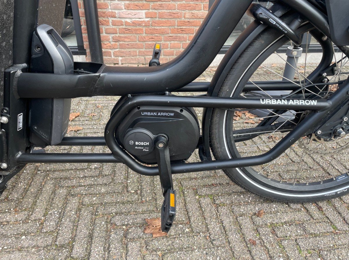 Urban Arrow Family Bosch active plus 400Wh Zwart Dames 2022 - Afbeelding 16