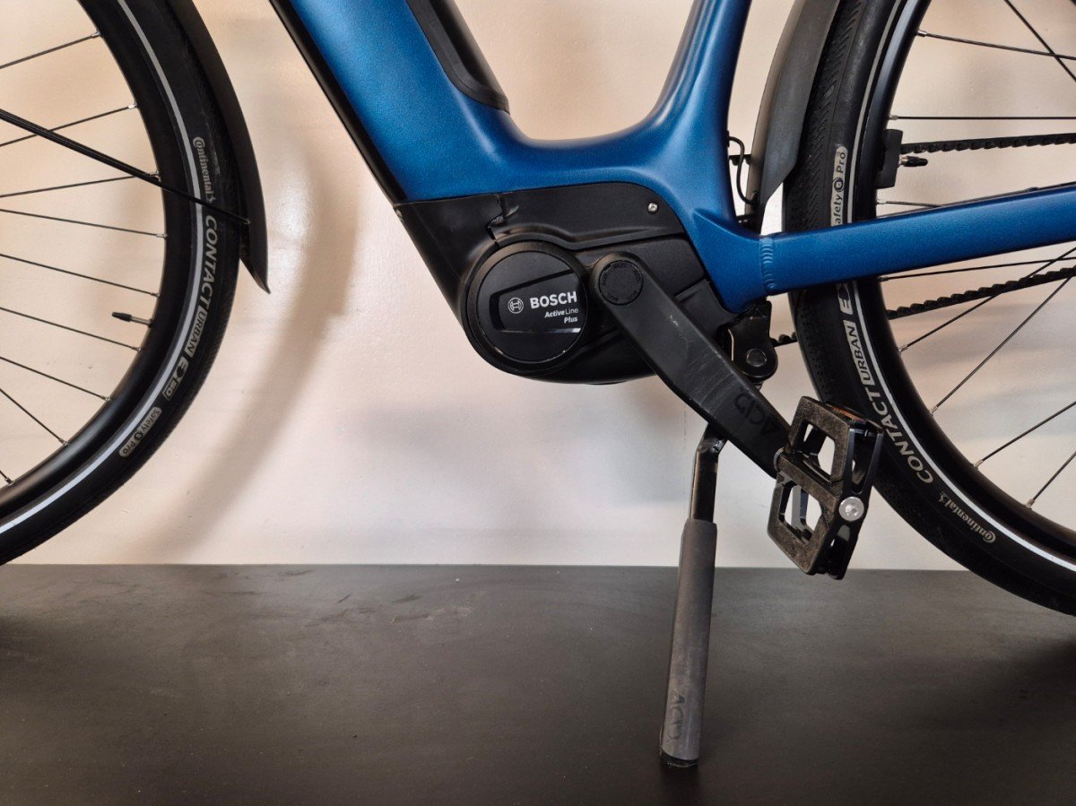 Cube SUPREME HYBRID DELUXE ONE 625 Electricblue/black Lageinstap 2025 - Afbeelding 8