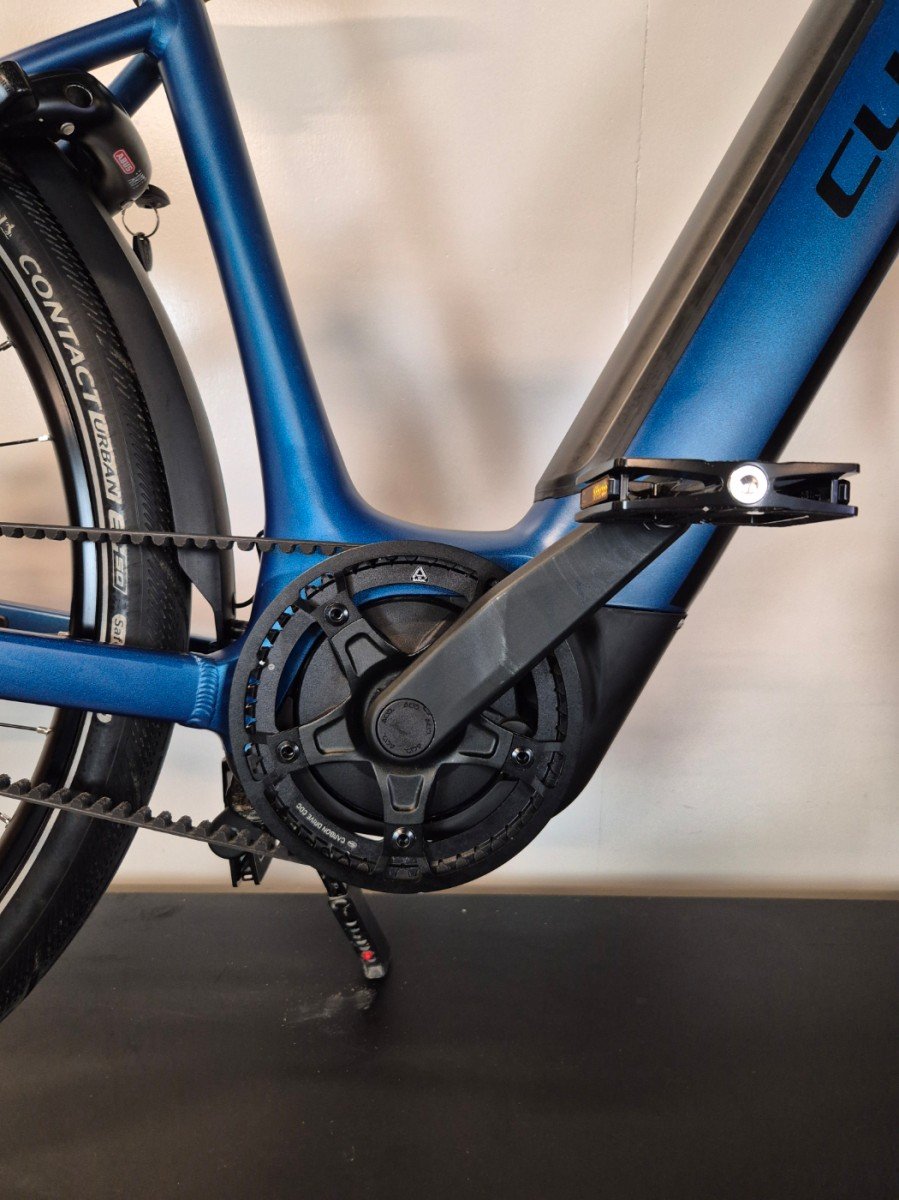 Cube SUPREME HYBRID DELUXE ONE 625 Electricblue/black Lageinstap 2025 - Afbeelding 7