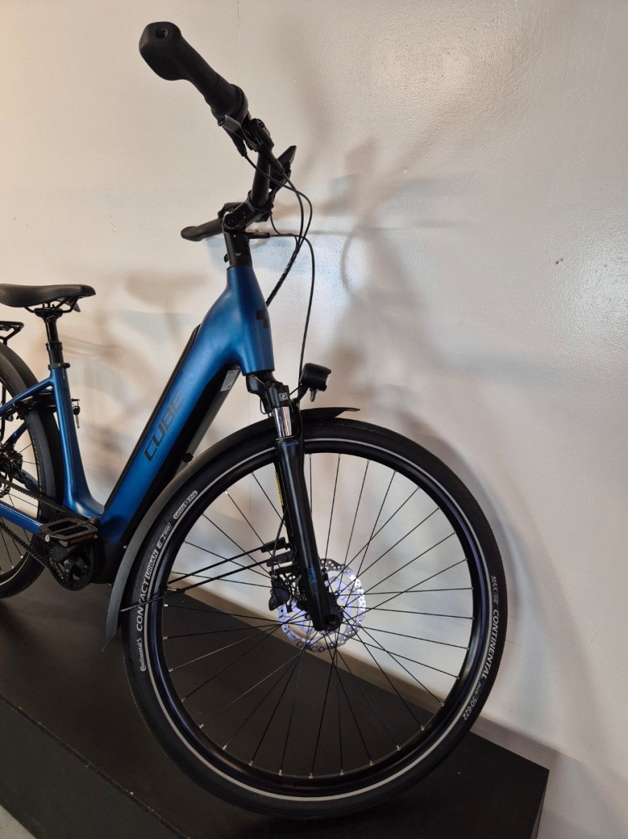 Cube SUPREME HYBRID DELUXE ONE 625 Electricblue/black Lageinstap 2025 - Afbeelding 5