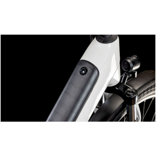 Cube TOURING HYBRID ONE 625 Cotton/black Lageinstap 2025